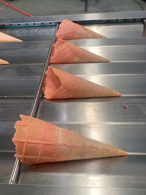 Un buen precio. Fabricante automático de helados: rápido y fácil de usar en línea