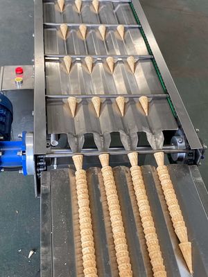 Un buen precio. 7000pcs/H 70m m Mini Sugar Cone Baking Machine Multifunctional en línea