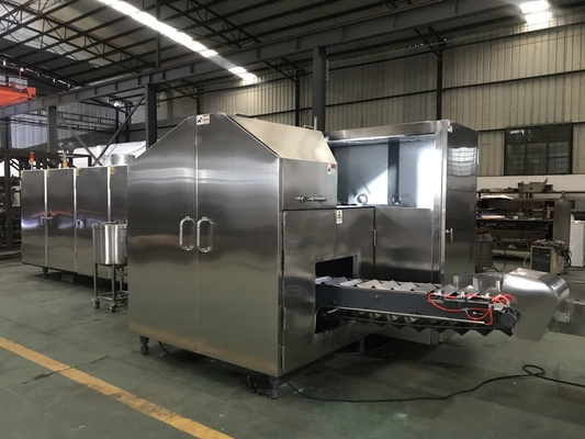 Un buen precio. Cadena de producción automática de cono de azúcar 3200pcs/H para fábrica de bebidas en línea