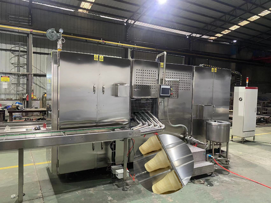 Manche el PLC de la máquina del cono de acero de la galleta que cuece 12000pcs/H controló