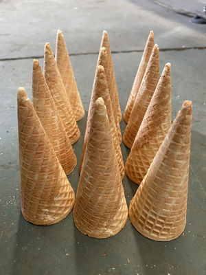 Tipo máquina automática llena del túnel del cono de helado de 3000pcs/h