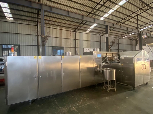 Línea automática completa de la máquina 2500pcs/h Sugar Waffer Cones Rolling Baker del cono de helado